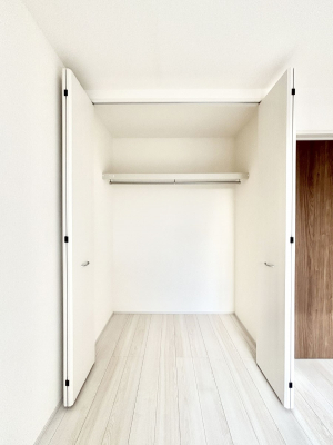 ���[�@�����Ղ�̎��[�X�y�[�X�ŉ��K�ɕ�点���� 