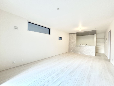 ���r���O�@�Z�ޕ��̌��������o�����A�C���e���A���l����̂��y���݂ȃ��r���O�ł��I 