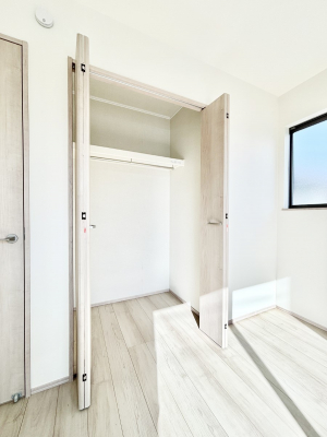 ���[�@�S�����N���[�[�b�g�t��