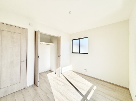 ���̑����ρ@�u�₩�ȓ��������������S�̂�D������ݍ���ł���܂�