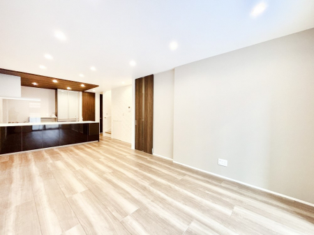 ���̑����ρ@���r���O�K�i�A������؂ȉƑ��ƃR�~���j�P�[�V�������Ƃ��Ƒ��v���̊Ԏ��