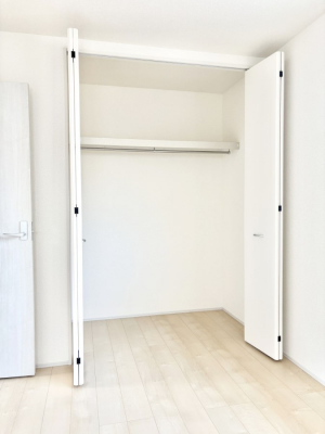 ���[�@�����Ղ�̎��[�X�y�[�X�ŉ��K�ɕ�点���� 