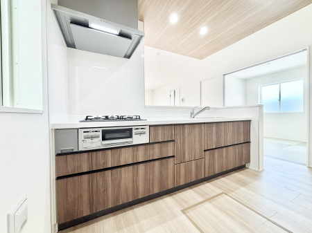 �L�b�`���@�L�X�Ƃ����g������̗ǂ��L�b�`���œ��X�̂��������y�����Ȃ肻��