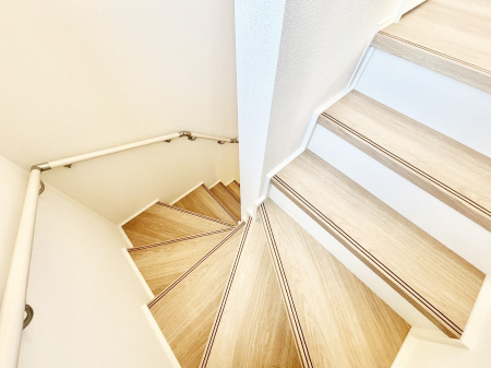 ���̑��@�K�i�͎肷��t���Ȃ̂ŏ����Ȃ��q���܂₲����̕������S�ł�