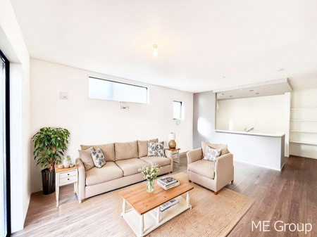 rO@͋Ĉkcj͉Ƒ݂Ȃ̉KԁƋCGł