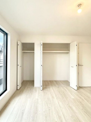 ���[�@�����Ղ�̎��[�X�y�[�X�ŉ��K�ɕ�点���� 