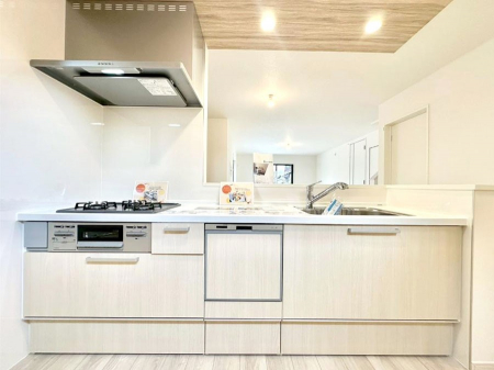 �L�b�`���@�������������I�ɁA�y�����I�V�X�e���L�b�`��  