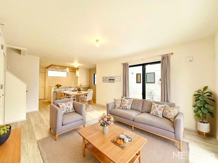 ���r���O�@���Ƒ��̓��₩�Șb�����ŕ�܂�閾�邢���r���O  ���Ƌ��CG�ł�