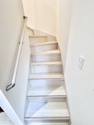 ̑@Ki͎肷tȂ̂ŏȂq܂₲̕Sł  