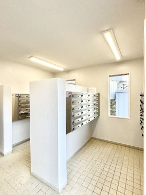 ̑@|Xg̓GgXɂ̂ŉJɔGꂸXւ󂯎܂ˁI