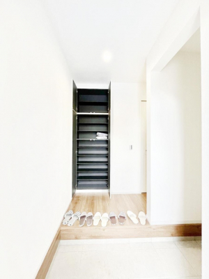 ց@Ƒ₨qlC悭o}ł鉸₩ȕ͋ČւłB