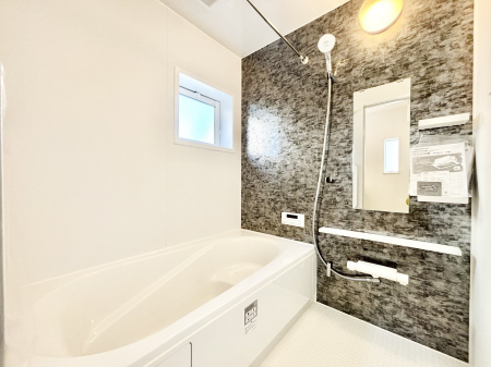 �����@����̔�����₷��؂ȃo�X�^�C���B�������Ƃ����C���y����Ŕ����Ƃ肽���ł��ˁI  