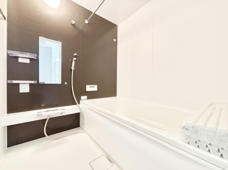 �����@����̔�������Ă���閾�邢�������̂���o�X���[��