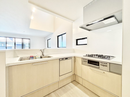 �L�b�`���@��Ɠ������X���[�Y��L���^�L�b�`��