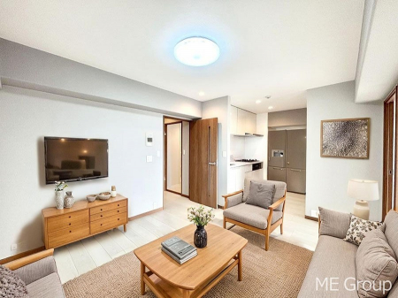 rO@͋Ĉkcj͉Ƒ݂Ȃ̉Kԁ@ƋCGł