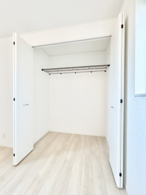 ���[�@�����Ղ�̎��[�X�y�[�X�ŉ��K�ɕ�点���� 