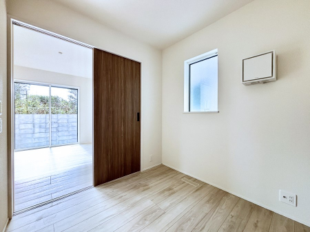 ���̑����ρ@���r���O�ׂ̗ɂ���m���B�����J�����čL�����p���邱�Ƃ��\�ł��B