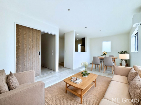 ���r���O�@���Ƒ��̓��₩�Șb�����ŕ�܂�閾�邢���r���O  ���Ƌ��CG�ł�