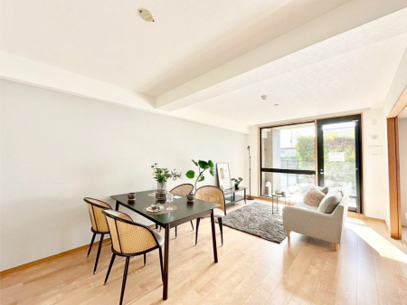 rO@ƑꏏɂHy݂ȂLXrO_CjO