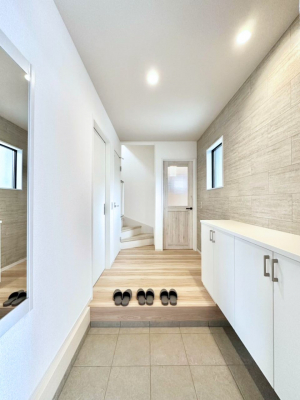 ���ց@����I�𗘗p���āA���z�������������q�l�������ĂȂ��ł��܂��B