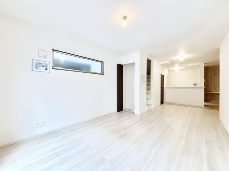 ���r���O�@�Z�ޕ��̌��������o�����A�C���e���A���l����̂��y���݂ȃ��r���O�ł��I 