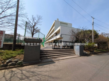 ӊ@wZ 600m u؎suؒwZ