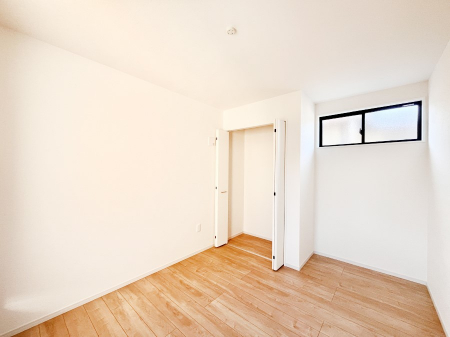 �Q���@�g���₷���`�Ńx�b�g��Ƌ�̒u�����ɂ����邱�Ƃ�����܂���B   