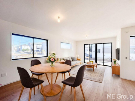 ���r���O�@���Ƒ��̓��₩�Șb�����ŕ�܂�閾�邢���r���O  ���Ƌ��CG�ł�