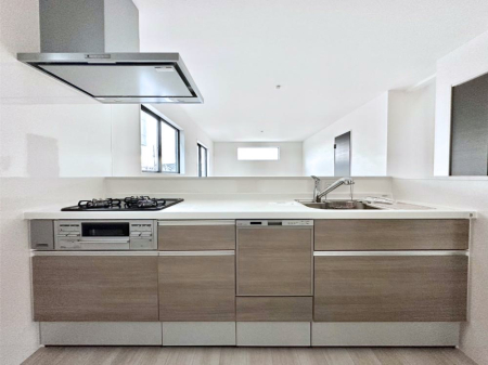 �L�b�`���@�������������I�ɁA�y�����I�V�X�e���L�b�`��  