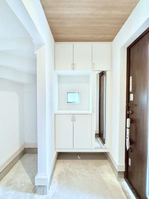 ���ց@�����������������Ȃ��L�X���ցI 