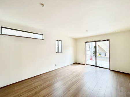 ���r���O�@�Z�ޕ��̌��������o�����A�C���e���A���l����̂��y���݂ȃ��r���O�ł��I