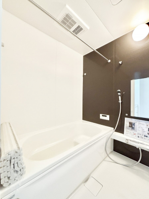 �����@����̔�������Ă���閾�邢�������̂���o�X���[��