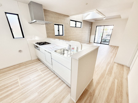 �L�b�`���@���������Ȃ��炲�Ƒ��Ƃ̉�b���y���߂�ΖʃJ�E���^�[�L�b�`��