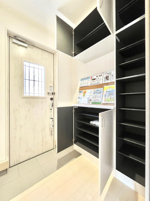 ̑ρ@Ղ[łV[Y{bNXŉƑŠCAւB  