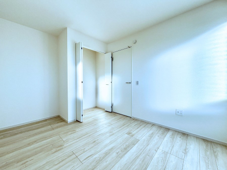 �q�������@�q�������ɂ��������߂Ȏ��[�X�y�[�X�����Ղ�̋���