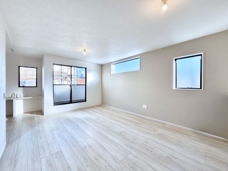 ���r���O�@�Z�ޕ��̌��������o�����A�C���e���A���l����̂��y���݂ȃ��r���O�ł��I 