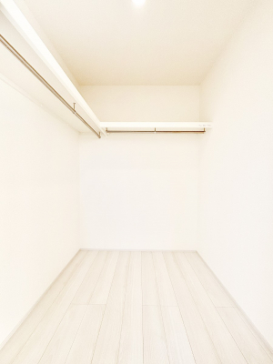 ���̑��@�ߗނ��n���K�[�Ɋ|�����܂܎��[�ł���WIC�B�ߗނ̐������ڂ����₷���ĕ֗��ł��I