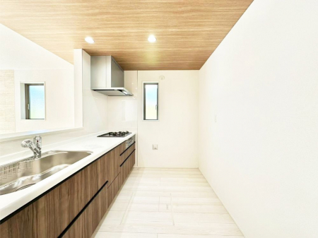 Lb`@u₩ȕʂ蔲Lb`B̂Ŗ邭Cɂ𗧂܂B