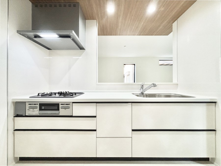 �L�b�`���@�������������I�ɁA�y�����I�V�X�e���L�b�`��  