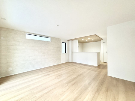 ���r���O�@�Z�ޕ��̌��������o�����A�C���e���A���l����̂��y���݂ȃ��r���O�ł��I 