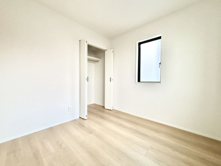 �q�������@�q�������ɂ��������߂Ȏ��[�X�y�[�X�����Ղ�̋���