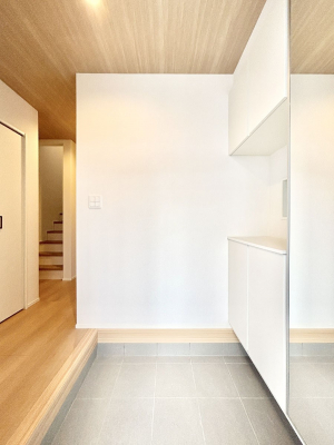 ���ց@�Ƒ��̋A��₨�q�l�������������}���錺��  