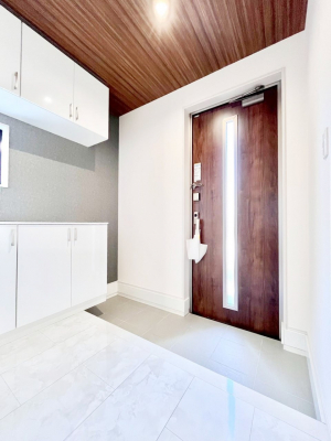 ���ց@���ʔ��͂��Ƒ��̎ʐ^��G�߂̃C���e���A�ŏ���I�Ƃ��ĉ��o�ł��܂�