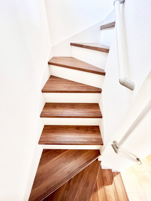 ���̑��@���S�����l�����K�i�ɂ͎肷���ݒu���Ă��܂�