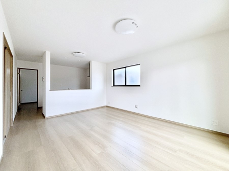 ���r���O�@�Z�ޕ��̌��������o�����A�C���e���A���l����̂��y���݂ȃ��r���O�ł��I 