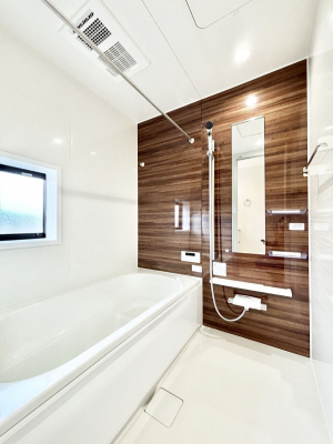 �����@����̔�����₷��؂ȃo�X�^�C���B�������Ƃ����C���y����Ŕ����Ƃ肽���ł��ˁI  