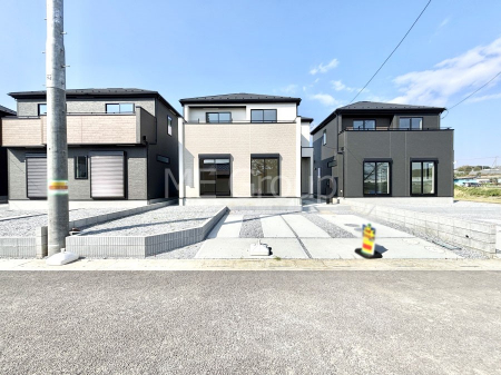 ���n�O�ώʐ^�@�������ꂽ�O�ρA�㎿�ȏZ��Ԃ��L���鎺���͉i�����S���ĉ߂�����Z���ł��B 