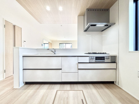 �L�b�`���@�������������I�ɁA�y�����I�V�X�e���L�b�`��  