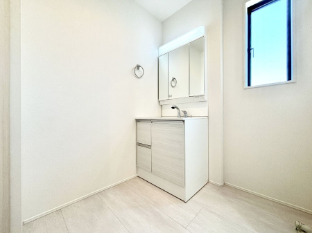 ���ʑ�E���ʏ��@���邢���ʏ��͖����̐g�x�x���y�����ł����Ⴂ�����ł��B