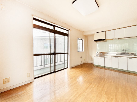 rO@Ƒ̓₩Șbŕ܂閾邢rO 